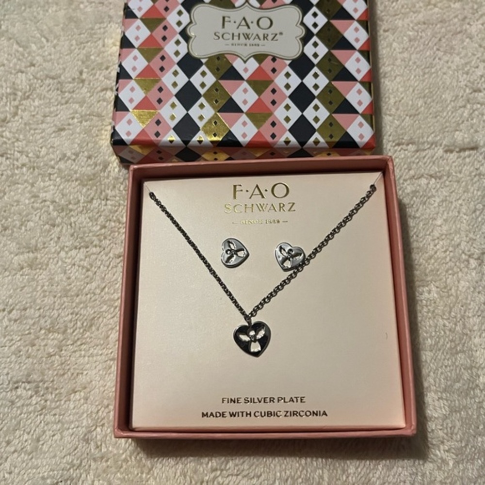 FAO Schwarz Silver Heart Necklace and Earrings Set